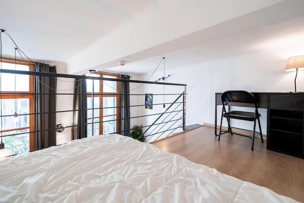 Apartamento La Carterie, Beau T1 Mez, Clim, Centre Historique *
